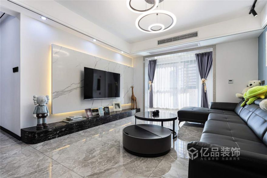 網(wǎng)紅款輕奢風(fēng)小三房實(shí)景案例，美艷而精致